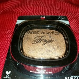 Wet n Wild Bronzer in Carnival in Rio